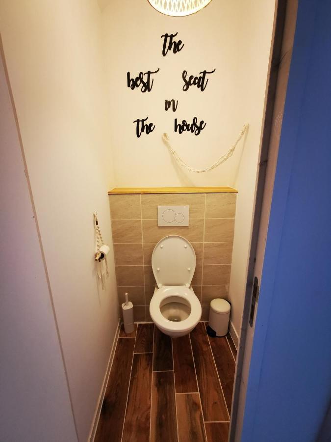 Le Nica Apartment Trélazé Екстериор снимка